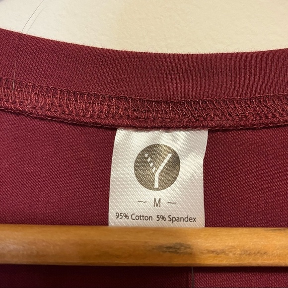 NWT Rosa Parks Nah Wine Colored Short Sleeve T Shirt Womens Size Medium - Picture 7 of 8